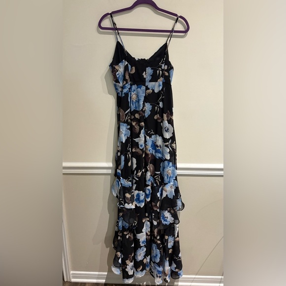 Lulus Artwin Black Floral Print Ruffled High-Low Maxi Dress size Medium - Picture 4 of 6